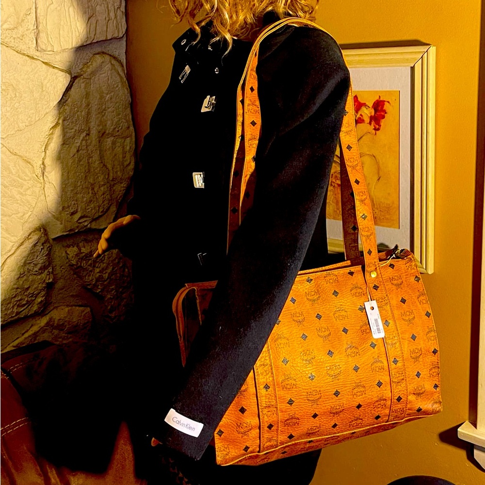 Authentic MCM Monogram Visetos Leather Long
Strap Shoulder Bag Cognac Germany - Picture 1 of 12